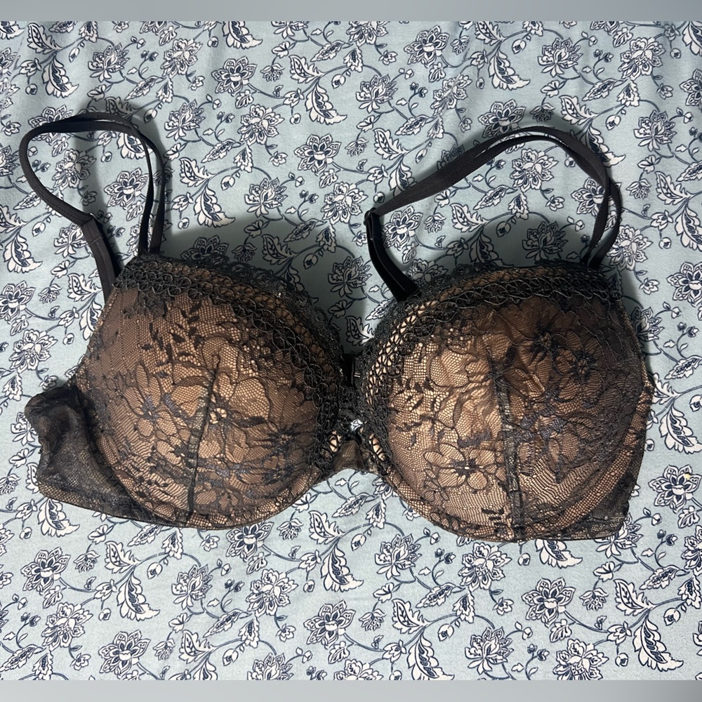 Victorias Secret Very Sexy Lace Push Up Bra 36C